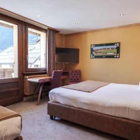 Les Gourmets - Chalet Hotel Chamonix ภายนอก รูปภาพ